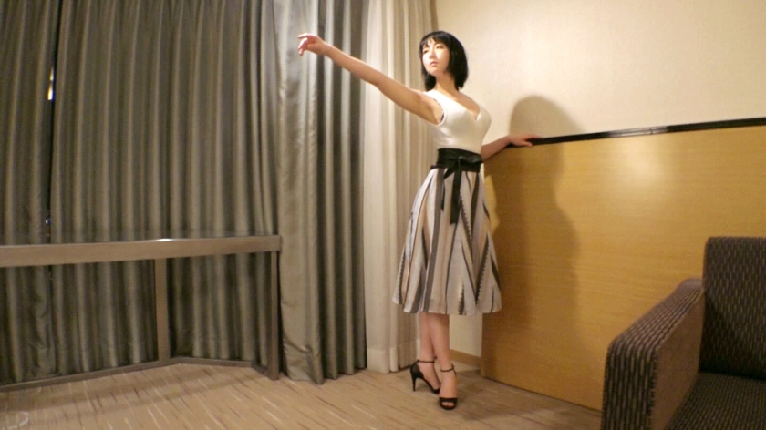 番号259LUXU-935,出演“向井花”芭蕾讲师