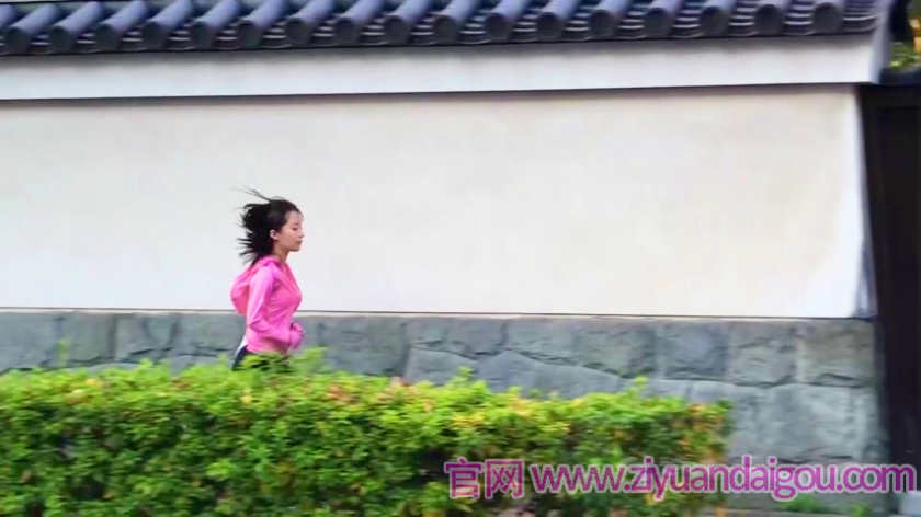 【326SPOR-011】搭讪晨跑的粉红女神