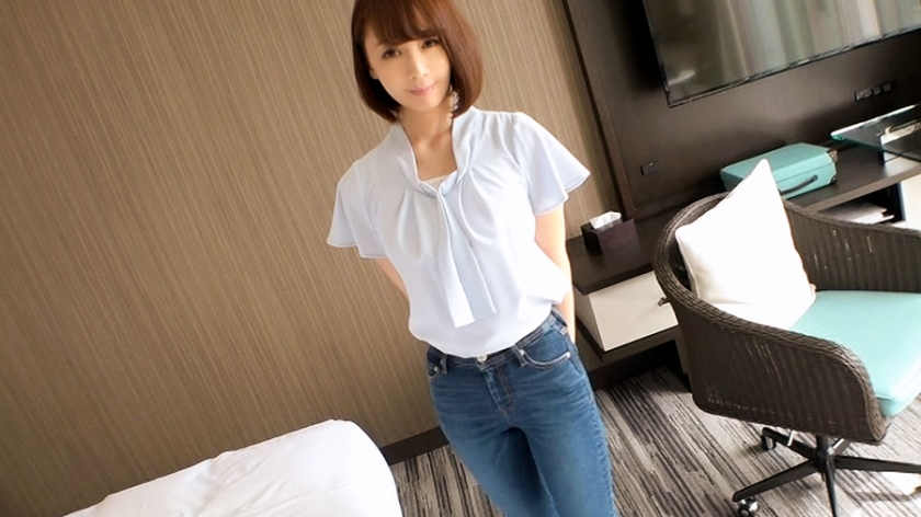 SIRO-3809日式料理店工作的百合子