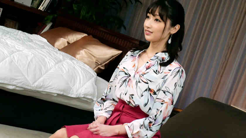 259LUXU-1259肉丝美腿遠藤美咲 28歳 銀行員