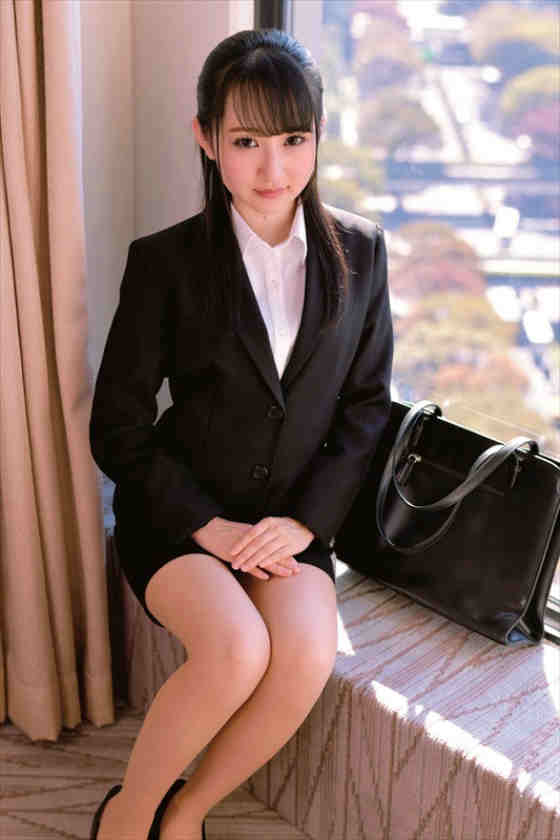 179BAZX-230丝袜OL接待