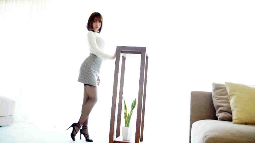 259LUXU-1261高木麗 26歳 クラブ経営