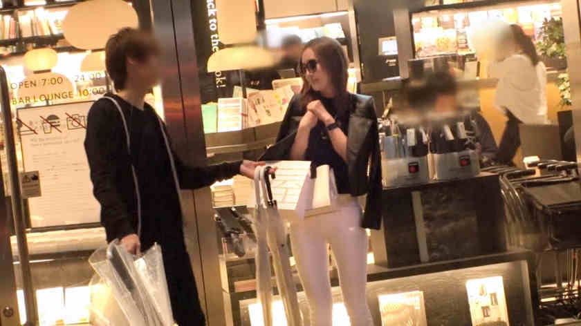 200GANA-2377麻布十番雨中搭讪