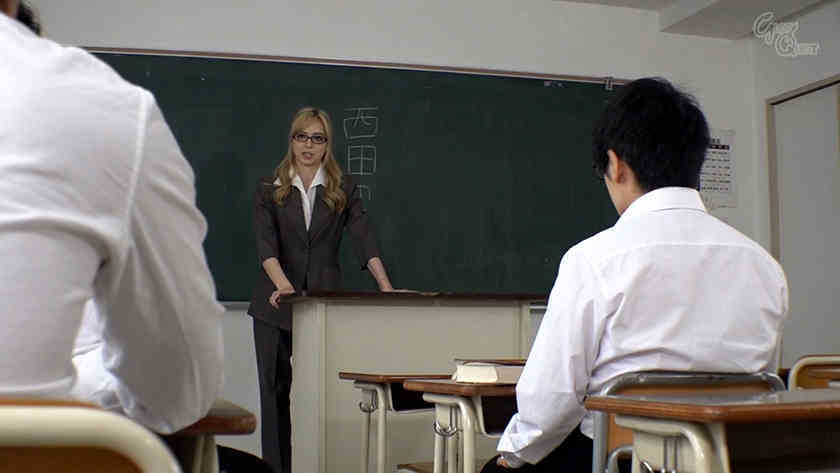 020GVH-127西田カリナ