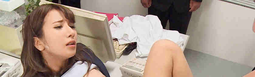 ABP-551丝袜美腿OL