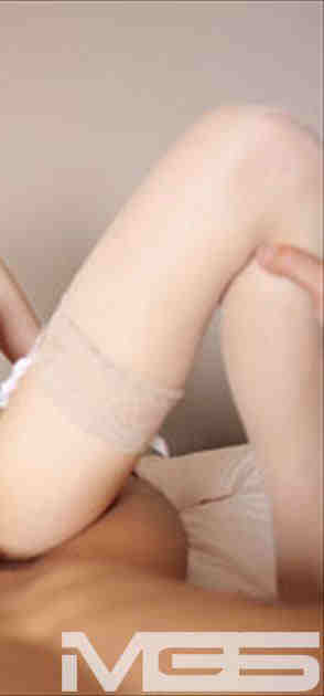 EVO-006丝袜美腿OL