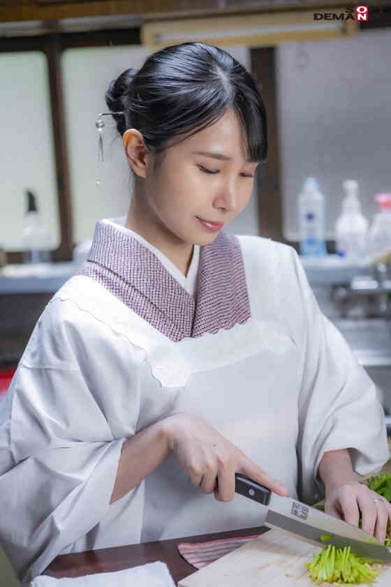 107SDNM-316椿こはる