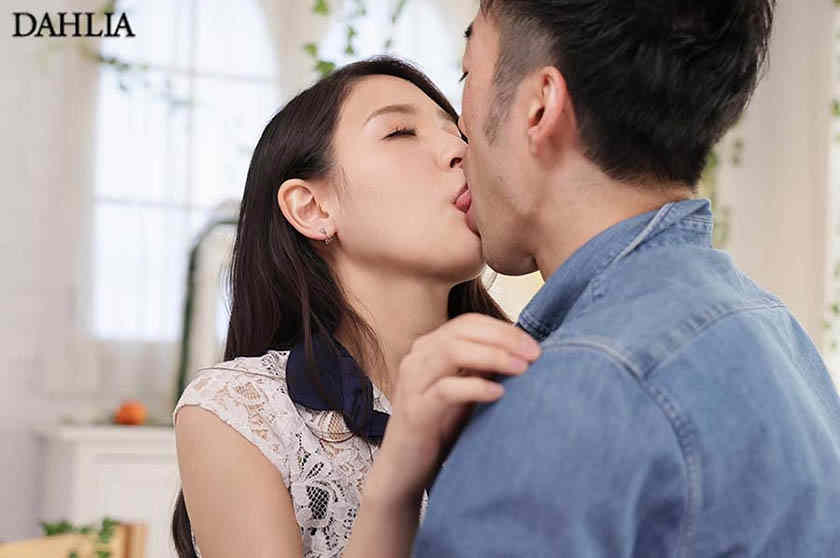 513DLDSS-083丝袜美腿橘京花