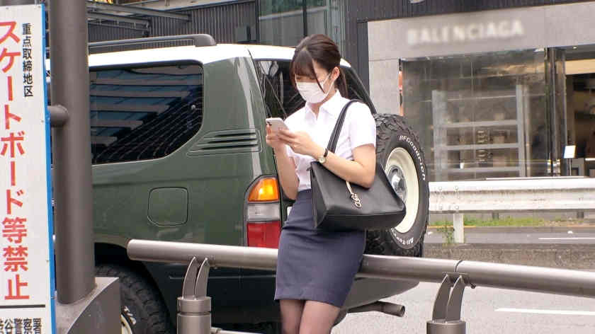 261ARA-553黑丝美腿OL