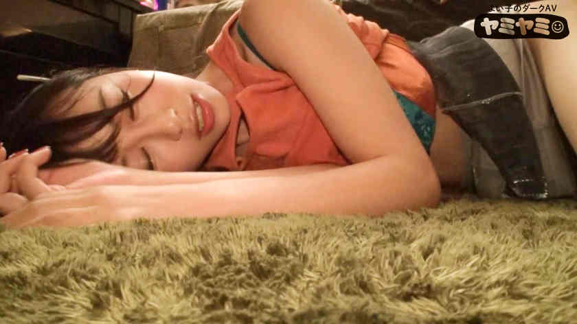 YMYM-001街头泥醉酒的女孩