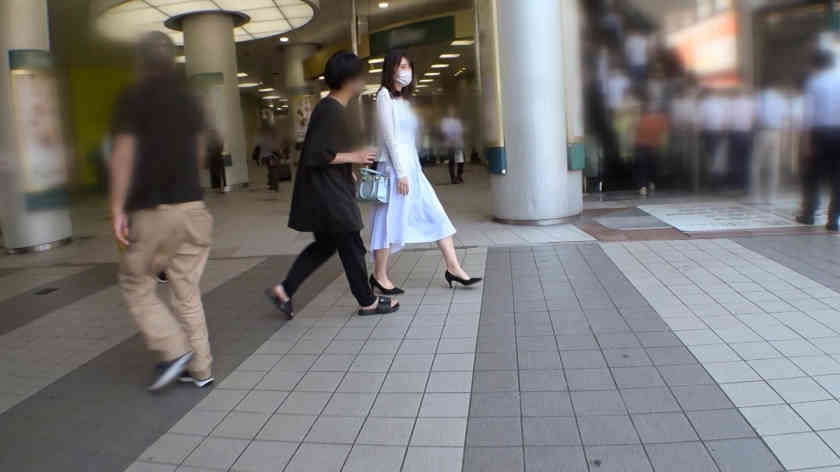 200GANA-2774涩谷搭讪的肉丝姐姐