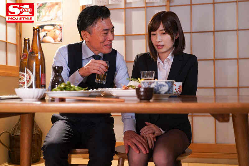 ssis00651丝袜美腿OL