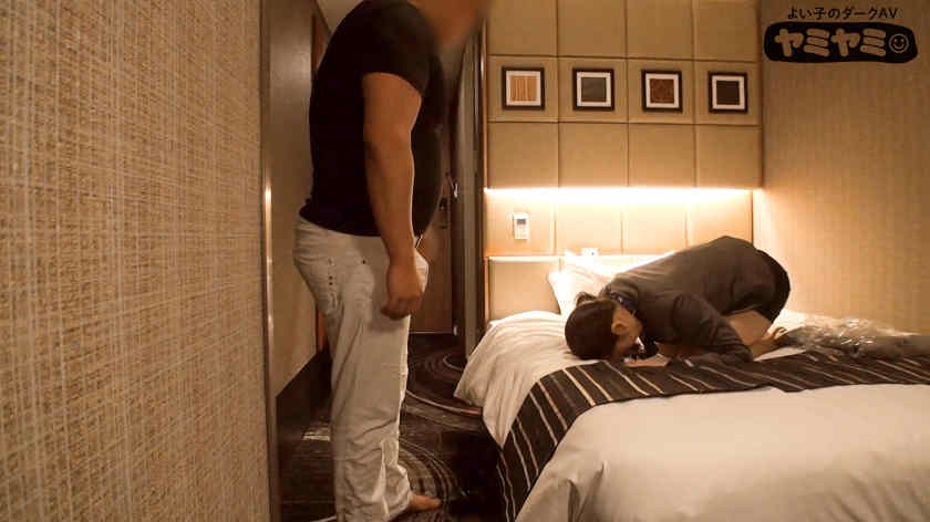 777YMYM-007丝袜美腿OL