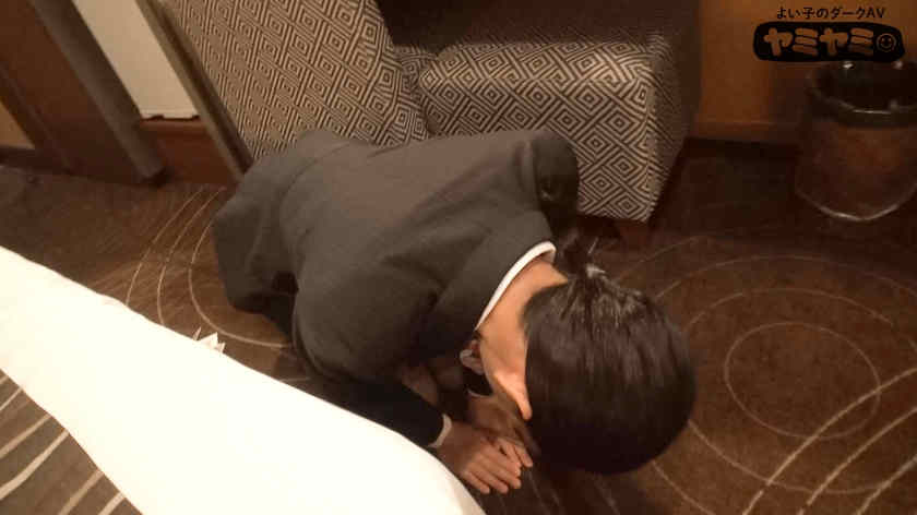 777YMYM-007丝袜美腿OL