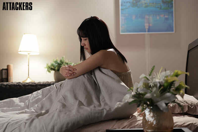 adn00541肉丝袜美腿OL西野絵美