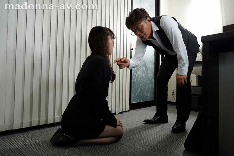 juq00643丝袜美腿OL新垣のどか