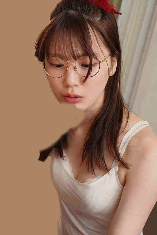 mida00649黑丝美腿